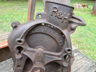 Antique R&H CORN SHELLER - Cast Iron,  Hand Crank - Root & Heath - Circa 1910 2