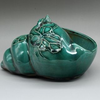 Chinese Old Hand - Carved Porcelain Green Glaze Viviparidae Shape Ashtray C01