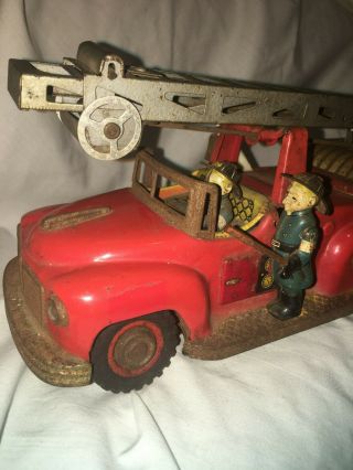Vintage Toy Nomura Fire Truck Japan FD 6097 LITHOGRAPHED TIN BATTERY 4 Men 1950s 6