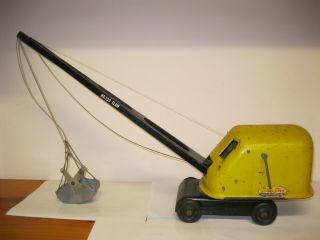 Tonka Toys Mound Metalcraft Inc Rounded Top Crane No.  150 Clam 1950s 23 " Long
