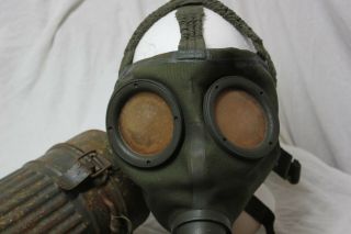 WW2 GERMAN M - 30 GAS MASK AND CANISTER WITH STRAPS In. 2