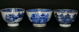 3 Interesting Early Bowls - Teabowl - Early Blue & White Bowls - Info Welcome -