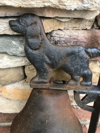 Vintage Antique Wall Mounted Cast Iron Dinner Bell with Decorative Hunting Dog 2