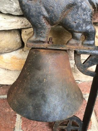 Vintage Antique Wall Mounted Cast Iron Dinner Bell with Decorative Hunting Dog 3