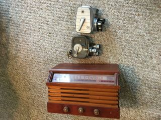Bendix Antique Radio (1),  Holiday Ii (1) And Keystone Antique Cameras (1)