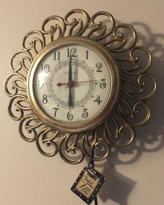 United Clock Co Wall Clock Model 80 Vintage 1950’s Gold Metal Retro Decor 4