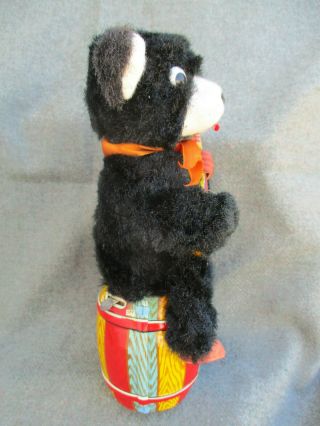 OLD VINTAGE JAPAN 1950s - 1960s TIN TOY WIND - UP JOLLY GUITARIST GUITAR BEAR w BOX 5