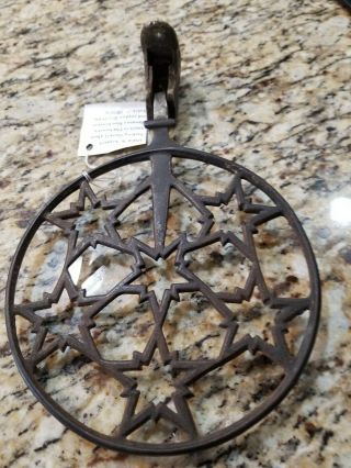 ANTIQUE CAST IRON HEARTH TRIVET WITH BRACKET FOR COOKING VESSEL.  EARLY/GRISWOLD? 2