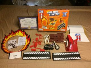 Evel Knievel - Deluxe Dare Devil Stunt Set Gently With Framed - 2006