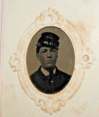 Antique Civil War Photo Album Cdvs & Tintypes Soldier Union Generals
