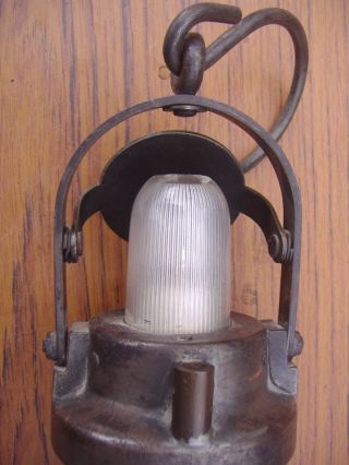 Vintage CEAG Barnsley Type 4 LAMP Military Crows foot stamp 7