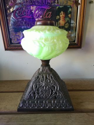 Antique Victorian Vaseline Uranium Glass Uv Oil Lamp
