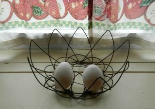 Antique Primitive Wire Kitchen Egg Basket