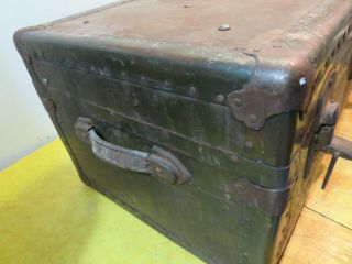 Vintage Army Green Foot Locker Storage Military Trunk W/ Tray Coffee Table 6