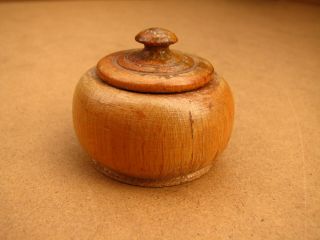 Antique Primitive Wooden Bowl Box Cup Saltern For Salt Spices Early 20th Small