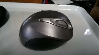Microsoft Corporation Natural Wireless Laser Mouse 6000 1083 HI DEF 4