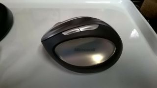 Microsoft Corporation Natural Wireless Laser Mouse 6000 1083 HI DEF 5