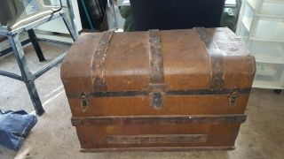Old Round Top Wooden Trunk With Shells