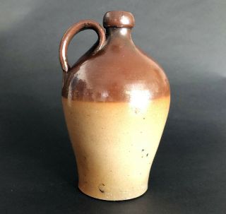 A SMALL LONDON SALTGLAZED STONEWARE BOTTLE,  FULHAM,  1740 - 1775 3