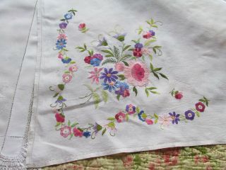 Vintage Hand Embroidered Linen Tablecloth - FLORAL ' S & FOLIAGE 5