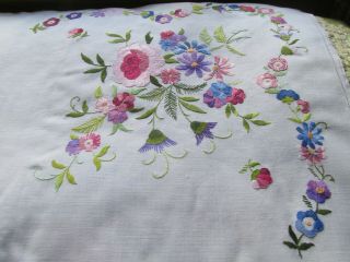 Vintage Hand Embroidered Linen Tablecloth - FLORAL ' S & FOLIAGE 7