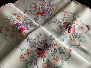 GORGEOUS VINTAGE LINEN HAND EMBROIDERED TABLECLOTH ANEMONES/FORGET ME NOTS 6