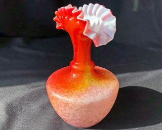 Victorian Hand Blown Glass Vasa Murrhina Cased Amberina Cranberry Spangle Vase