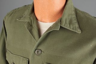 Vtg Men ' s 1972 Vietnam War US Army Sateen Uniform Shirt sz M 15.  5x33 70s 4287 6