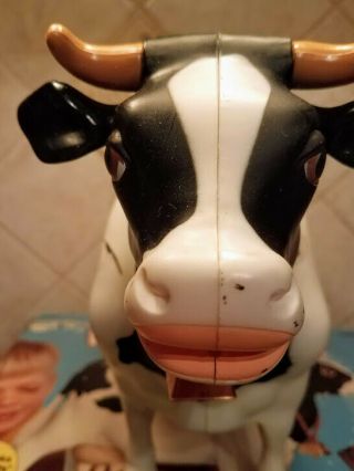 Kenner MILKY the Marvelous Milking Cow toy,  box,  1977 7