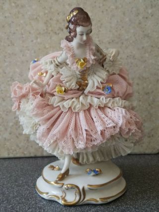 Antique German Dresden Lace Art Deco Curtsey Lady Porcelain Figurine