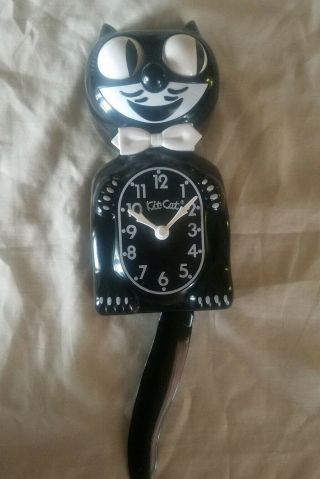 Vintage Kit Cat Electric Wall Clock Swing Tail Moving & Eyes