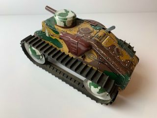 Vintage MARX? Tin Wind UpToy Tank - Winds up and moves 3