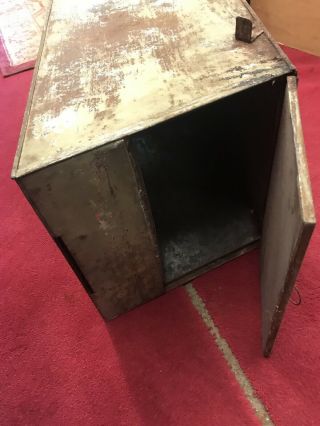 VINTAGE ANTIQUE TIN HOOSIER CABINET FLOUR SIFTER BIN GLASS WINDOW METAL W/ CRANK 7