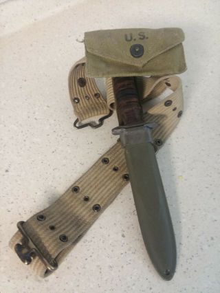 Wwii Us M3 Trench Fighting Knife & M8 Scabbard Case With Belt