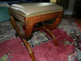DREXEL HERITAGE CARVED CHERRY WOOD BENCH OTTOMAN NAILHEAD FOOT STOOL SIDE TABLE 6