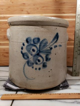 Antique 1 Gallon Salt Glaze Stoneware Crock With Cobalt Floral Pattern