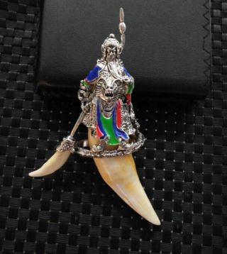 Chinese Antique Tibetan Silver Guan Gong Pan Long Tiger Tooth Pendant