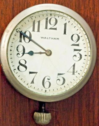 Vintage Waltham 8 Day Car Auto Clock Runs Intermittently Cracked Dial.