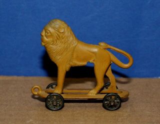 Very Rare Tootsietoy 460? Lion With Wheels Pull Toy 1920s Vnm