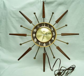 United Sunburst Wal Clock Mod 204 Brooklyn N.  Y