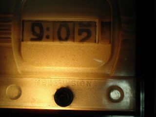 TELE - VISION Numechron Tymeter Clock w/rotating numbers & night light - - 2