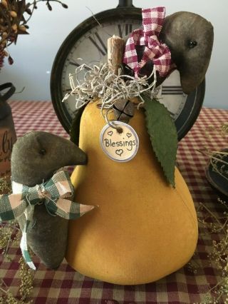Primitive Hand - Crafted Pear W/crows Shelf Sitter Ornies Blessings