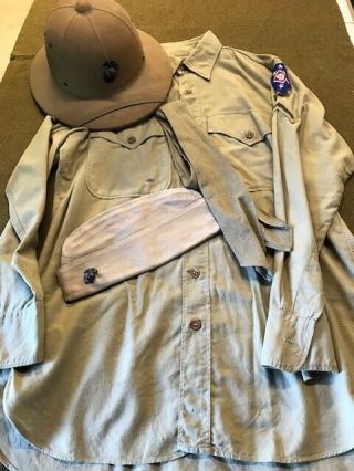 Ww2 Usmc 1st Raider Bn.  Khaki Shirt,  Cap And Pith Helmet - Named/id 