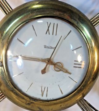 Vintage United Clock Co NY Wall Clock w/ brass Leaves & 2 Lights Model 920 1950 3