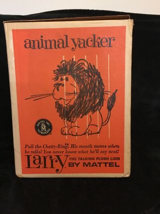 VINTAGE 60 ' S MATTEL ANIMAL YACKER TALKING LARRY THE LION W/ BOX 6
