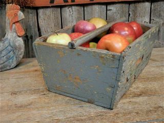 Antique Primitive Old Wood Apple Box Carrier Tote Farm Grey Paint 6