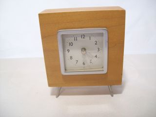 Vintage Natural Wood Block Desk Clock Mid - Century Television Style Quartz Taiwan