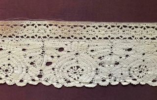 2 Different Types Rare 17th Century Bobbin Lace,  Italian Genoese 41.