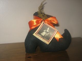 PRIMITIVE HC.  HALLOWEEN FALL WITCH SHOE BOWL FILLERS WREATH DECOR 2