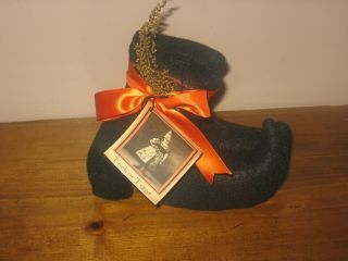 PRIMITIVE HC.  HALLOWEEN FALL WITCH SHOE BOWL FILLERS WREATH DECOR 3